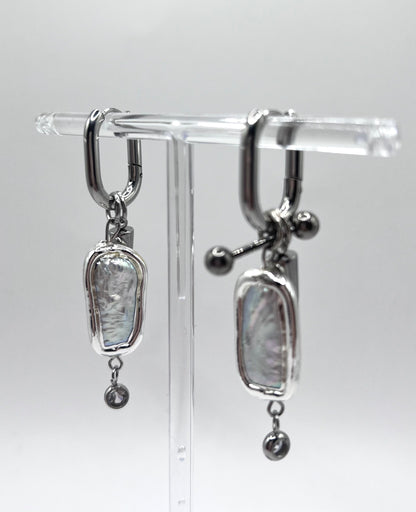 Silver Freshwater Pearl Piercing