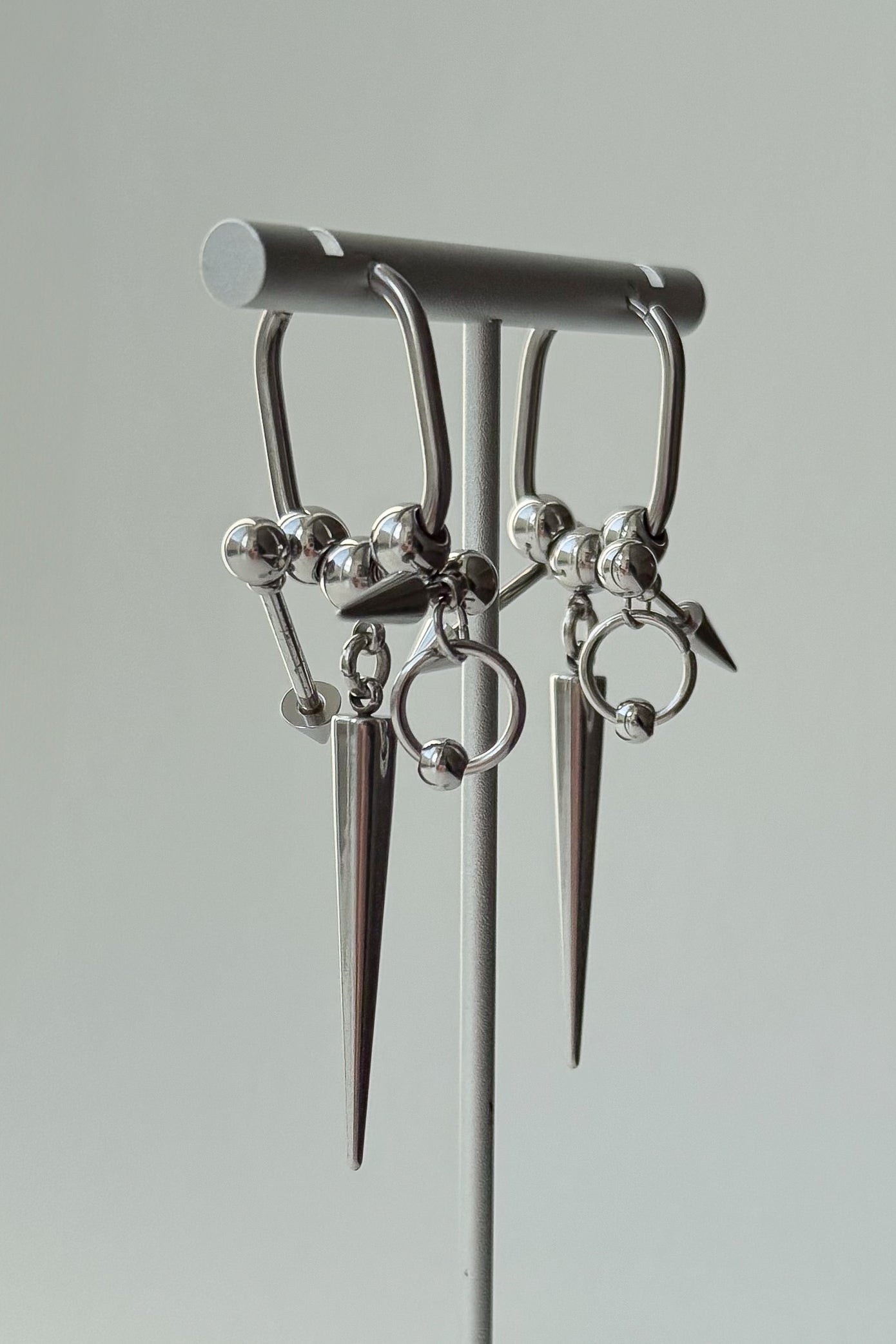 Spiked Oval Hoops