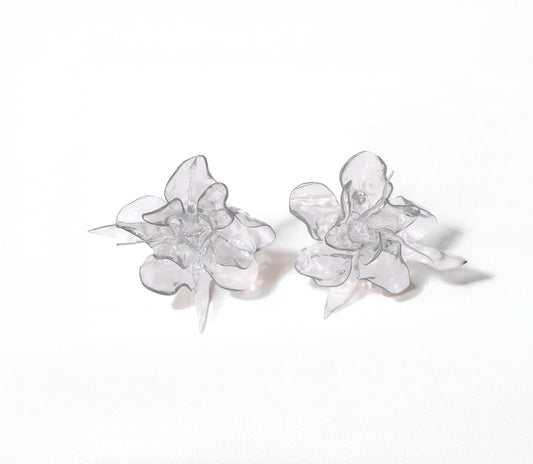 Clear Flower Earrings - KYNNINGARVERÐ