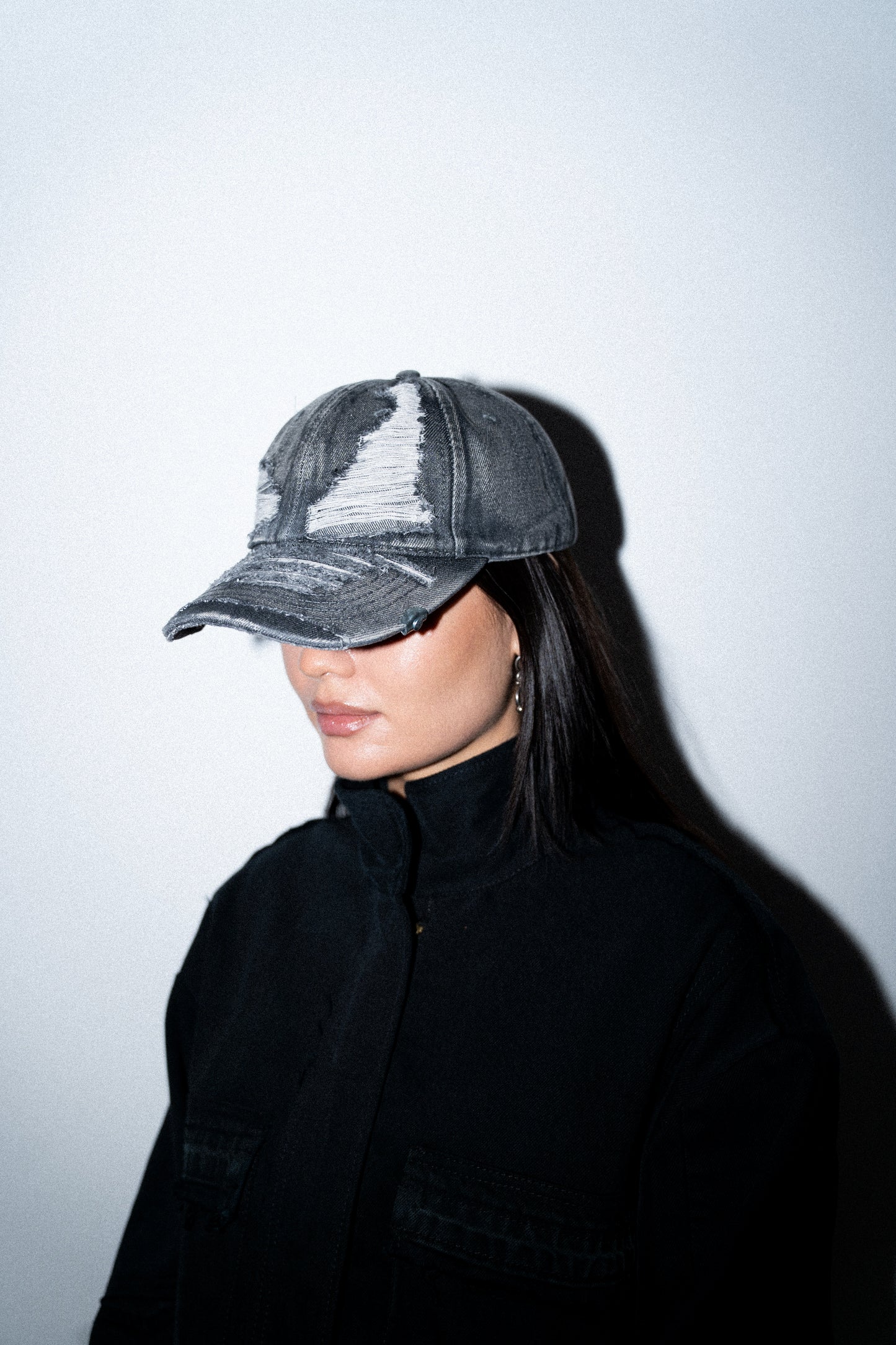 Distressed Cap - Washed Grey